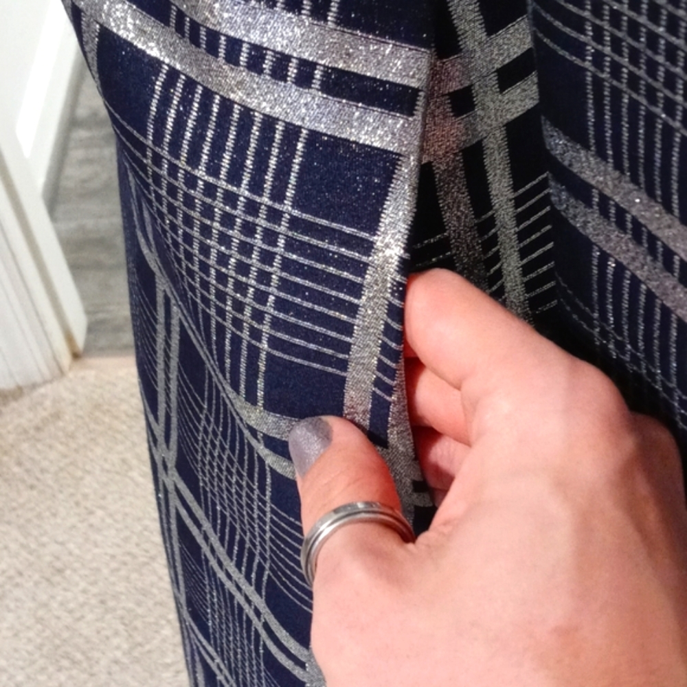 💙VTG 1960s Oscar de la Renta💙 - Navy Silk & Silver Metallic Plaid Mod Dress - Picture 11 of 16